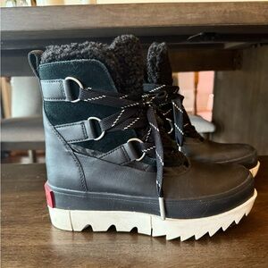 Sorel Black Faux Fur Winter Boots